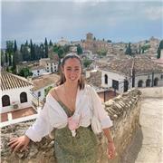Hola! Soy una estudiante de cuarto de carrera (derecho). Siempre he compaginado la universidad con dar clases particulares